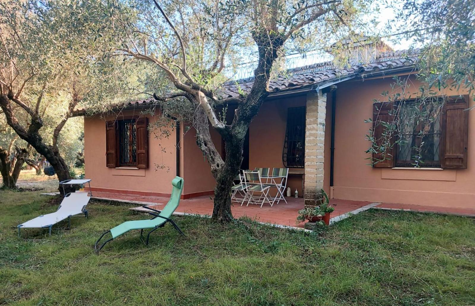 All'Ombra Degli Olivi Pisciarelli Luaran gambar