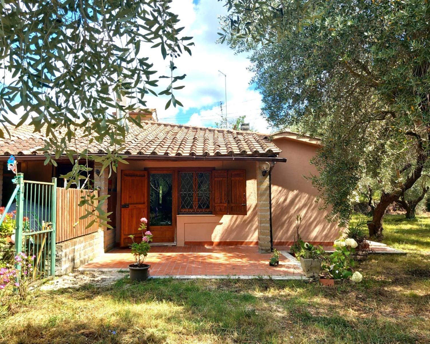 All'Ombra Degli Olivi Pisciarelli Luaran gambar
